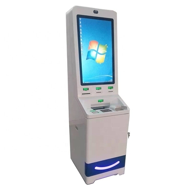 O anti banco ATM do vândalo faz à máquina o quiosque paciente do serviço do auto para o hospital